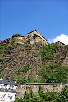 3 càng