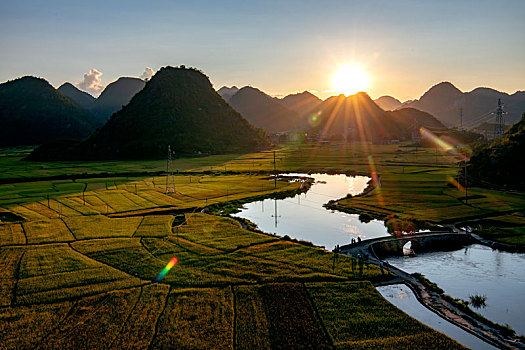 lo bach thu khung 3