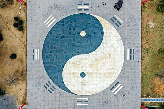 3 càng hôm nay