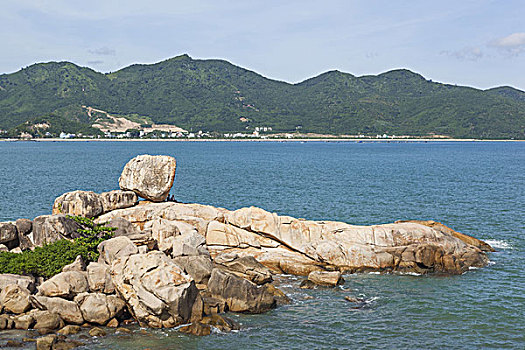 quay thu