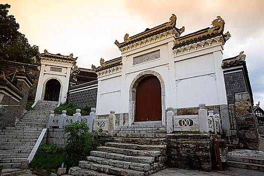 soi đề bạch thủ
