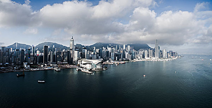 quay thu mn