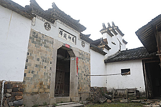 lo kep khung3 ngay 247